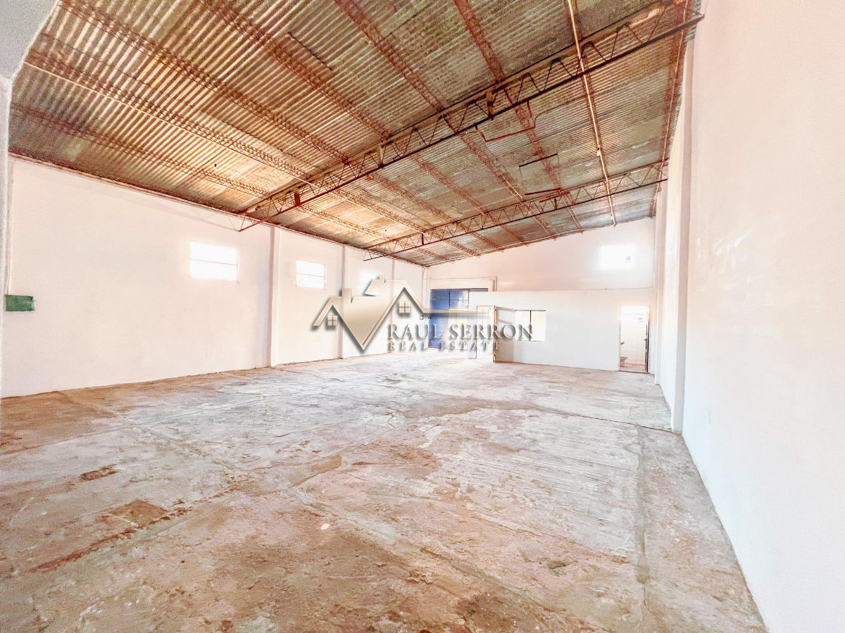 Local Comercial ID.1038 - Local - Maldonado