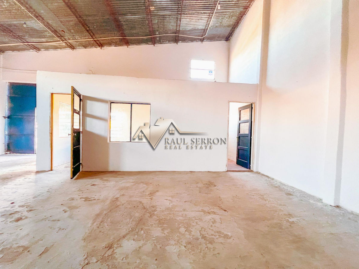Local Comercial ID.1038 - Local - Maldonado
