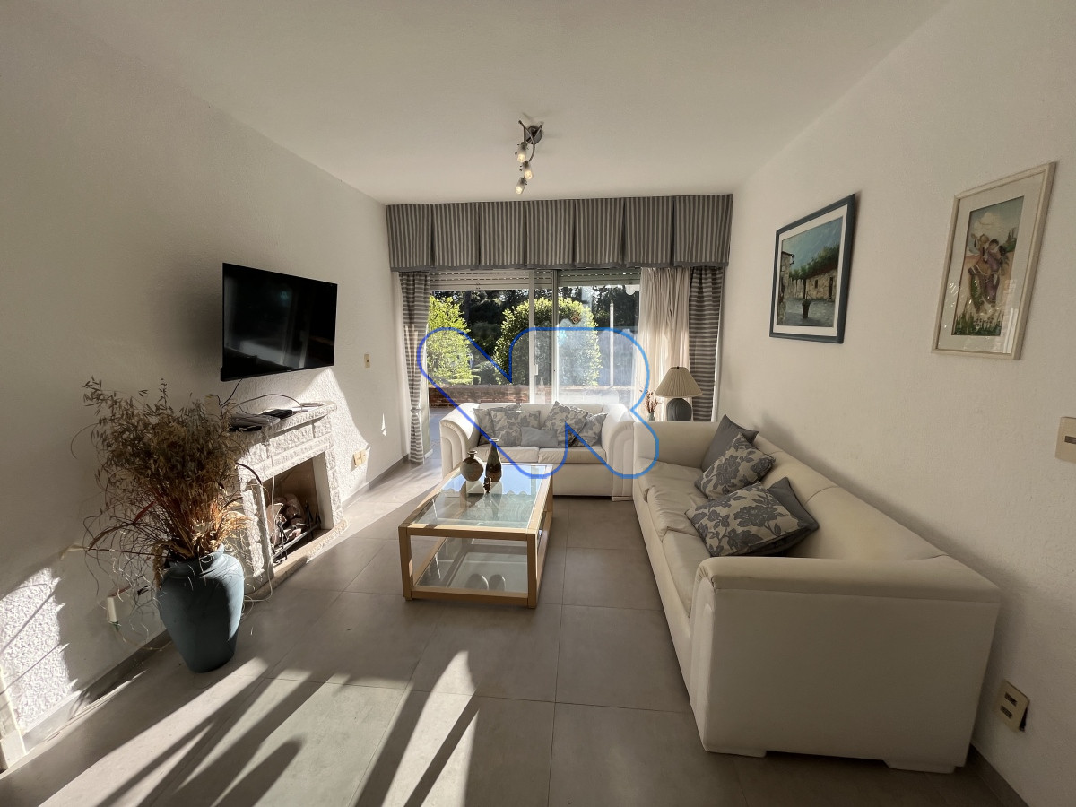 Apartamento ID.160 - Vendo apartamento en la Mansa Punta del Este 3 dormitorios