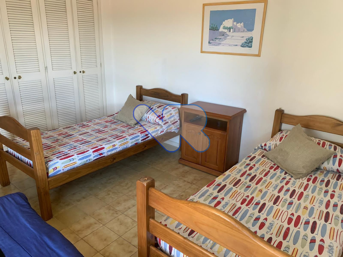 Apartamento ID.78 - VENDO y ALQUILO TEMPORAL  BRAVA 3 dorm, 2 baños con vista 