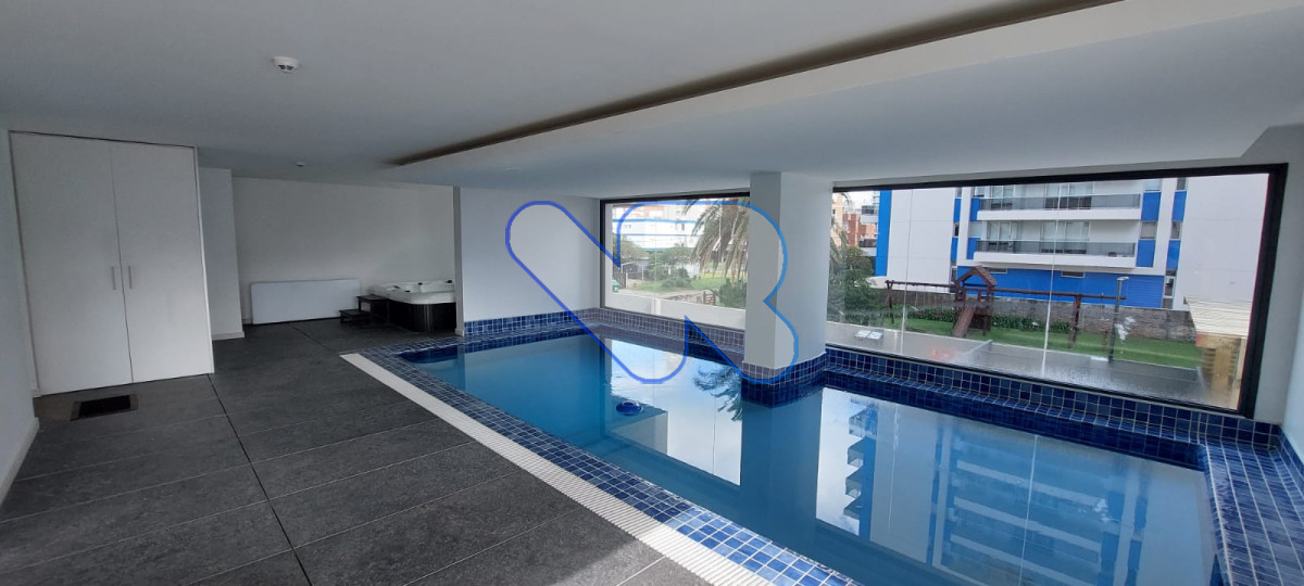 Apartamento ID.113 - Vendo con renta apartamento 2 dormitorios, 1 baño Playa Brava, Punta del Este  Maldonado