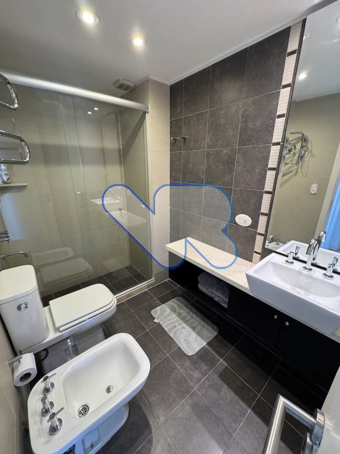 Apartamento ID.193 - Alquiler de Temporada - Apartamento con Vista al Mar y Amenities en Punta del Este, playa mansa