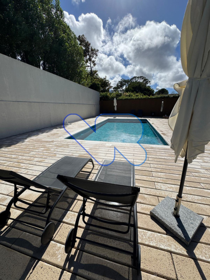Apartamento ID.210 - Alquiler Anual 2 dormitorios 2 baños - con Garage y Amenties ,  Punta del Este,  Edificio Nuevo Frente al Mar
