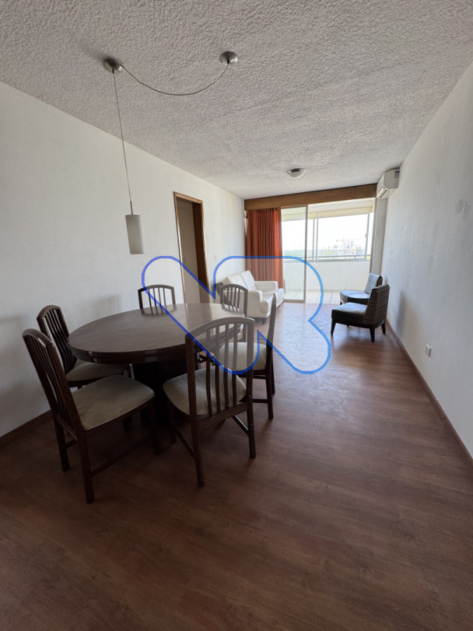 Apartamento ID.198 - Apartamento en VENTA 3 dormitorios Piso alto con vista Punta del Este