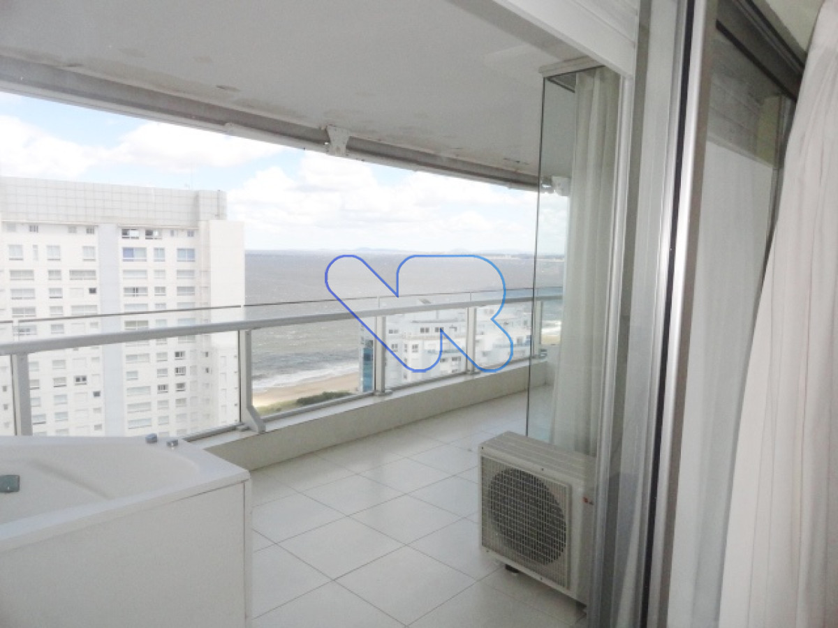 Apartamento ID.177 - Venta Apartamento Mansa Punta del Este  Piso alto 2 Dormitorios y Amenities premium