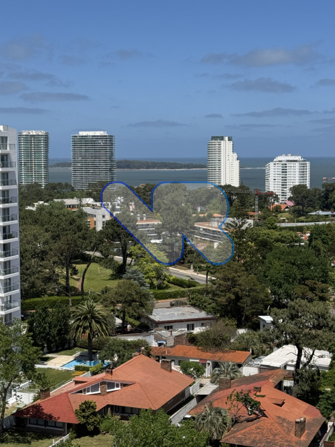 Apartamento ID.198 - Apartamento en VENTA 3 dormitorios Piso alto con vista Punta del Este