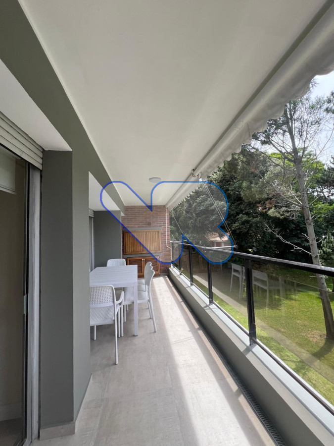 Apartamento ID.82 - Alquilo temporal hermoso apartamento moderno 4 dorm con amenities