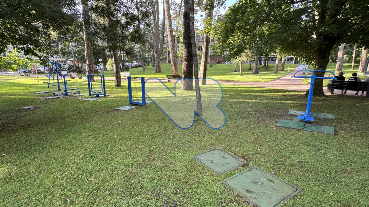 Apartamento ID.202 - Alquiler temporal Punta del Este Playa Mansa | 2 Dormitorios, 2 baños. Complejo Full Amenities - Enero 2026