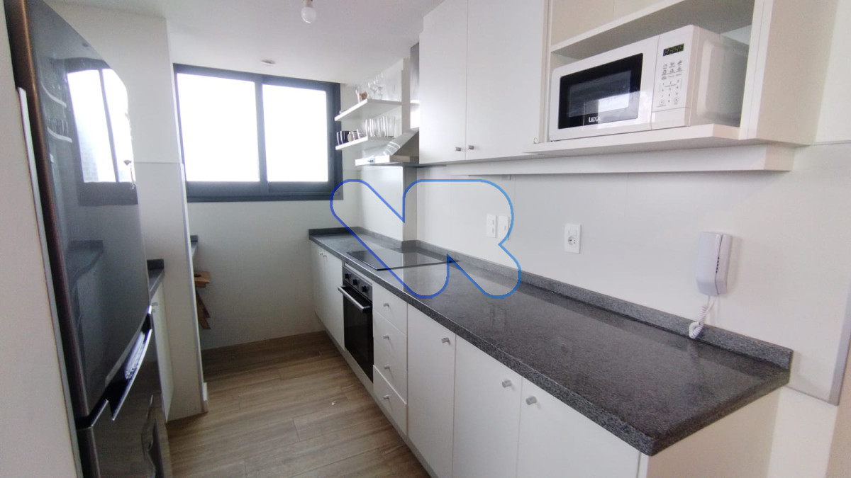 Apartamento ID.181 - Oportunidad! Venta Apto 2 Dormitorios Brava Punta con Amenities