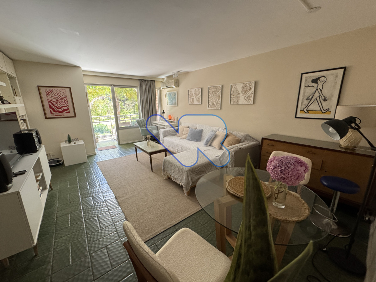 Apartamento ID.202 - Alquiler temporal Punta del Este Playa Mansa | 2 Dormitorios, 2 baños. Complejo Full Amenities - Enero 2026