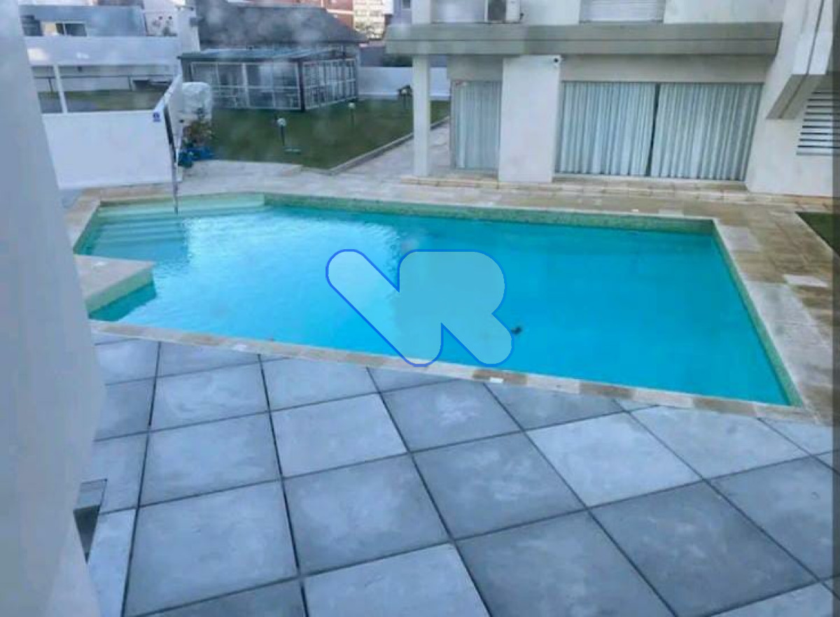 Apartamento ID.152 - Alquiler anual apartamento 2 dormitorios 2 baños Brava Punta del este con terraza y amenities