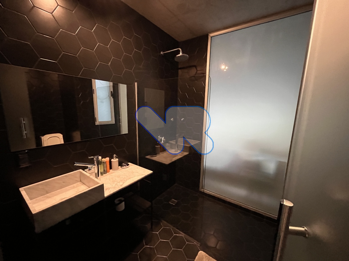 Apartamento ID.10 - VENDO Apartamento De Diseño,  amplio y moderno 3 Dormitorios En Suite, Amplio Con Parrillero, 2 Garage  Playa mansa , Punta del este