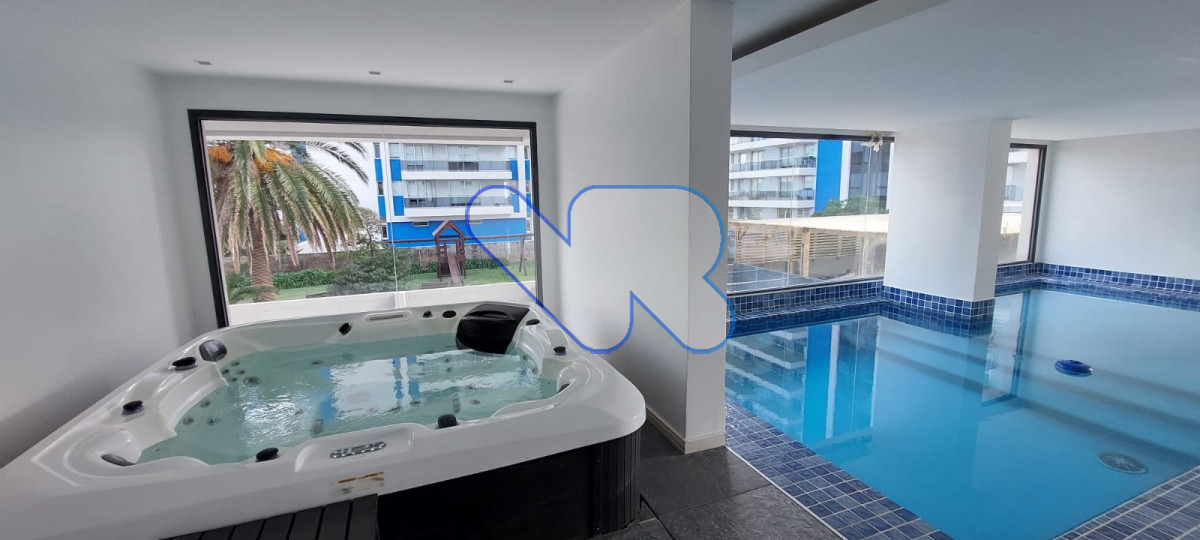 Apartamento ID.152 - Alquiler anual apartamento 2 dormitorios 2 baños Brava Punta del este con terraza y amenities