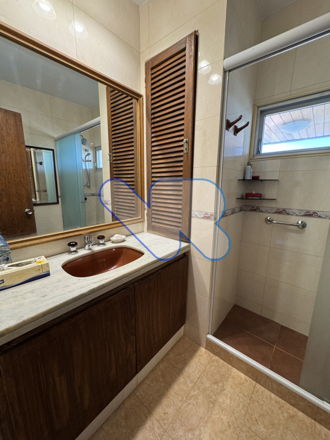 Apartamento ID.194 - Venta de Apartamento 2 dormitorios, 2 baños en Punta del Este - Parada 14 Roosevelt