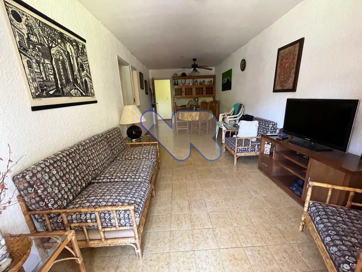 Apartamento ID.92 - Vendo apartamento 2 dorm, 2 baños, zona mansa