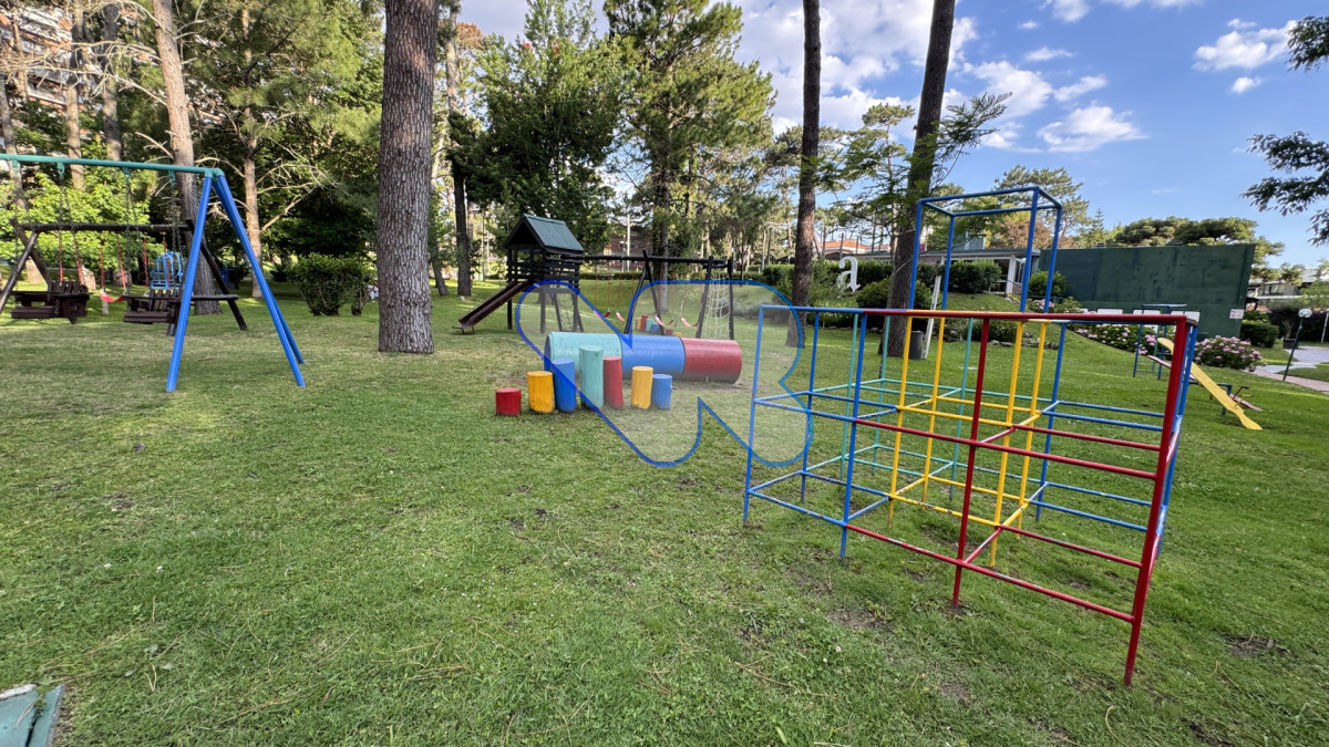 Apartamento ID.202 - Alquiler temporal Punta del Este Playa Mansa | 2 Dormitorios, 2 baños. Complejo Full Amenities - Enero 2026