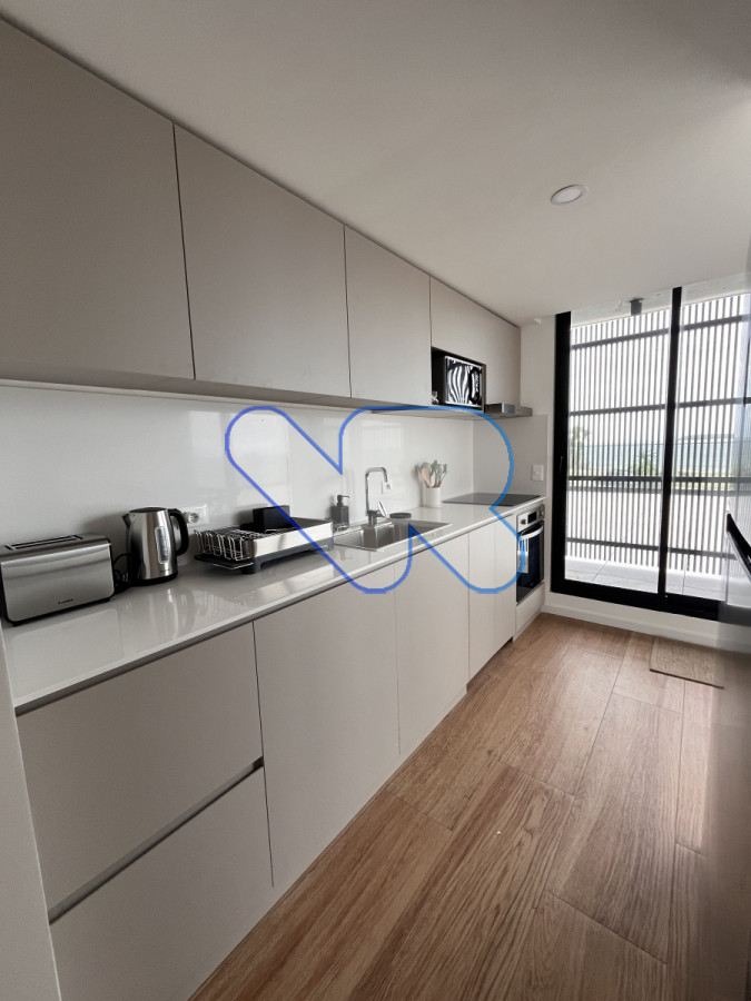 Apartamento ID.155 - Alquilo temporal Hermoso apto en Alquiler Punta del Este frente al mar,  2 dormitorios, 2 baños, excelente ubicación. Punta del Este