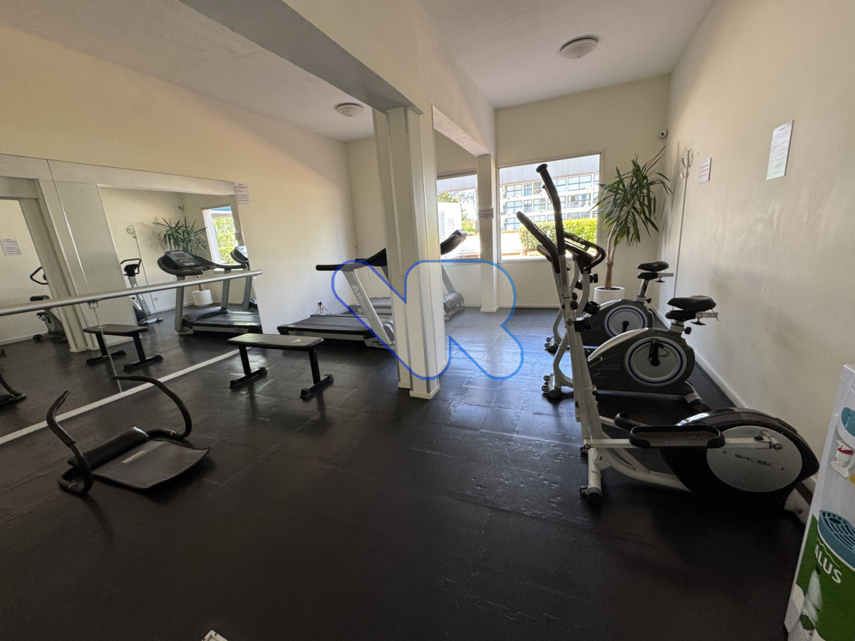 Apartamento ID.198 - Apartamento en VENTA 3 dormitorios Piso alto con vista Punta del Este