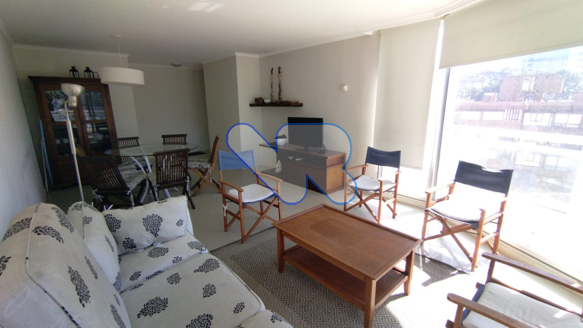 Apartamento ID.201 - Oportunidad VENTA apartamento 3 dormitorios 3 baños Brava Excelentes amenities 