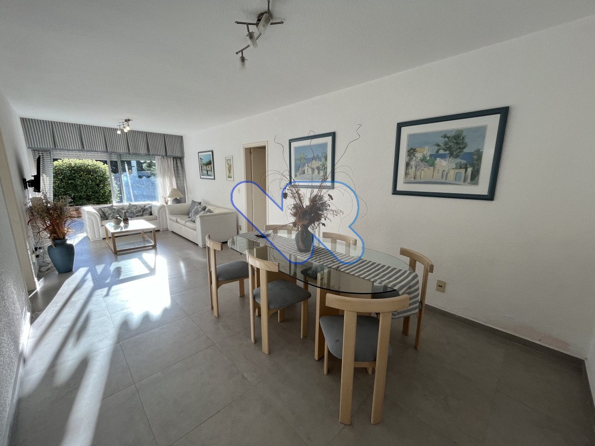 Apartamento ID.160 - Vendo apartamento en la Mansa Punta del Este 3 dormitorios