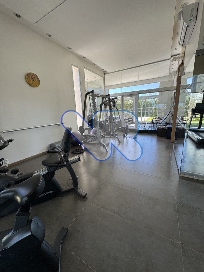 Apartamento ID.193 - Alquiler de Temporada - Apartamento con Vista al Mar y Amenities en Punta del Este, playa mansa