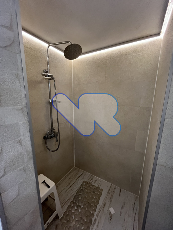Apartamento ID.163 - Vendo hermoso apartamento 4 dormitorios reciclado para vivir todo el año Punta del Este