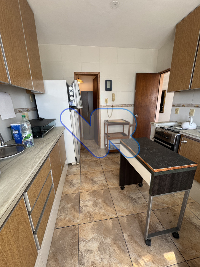 Apartamento ID.194 - Venta de Apartamento 2 dormitorios, 2 baños en Punta del Este - Parada 14 Roosevelt