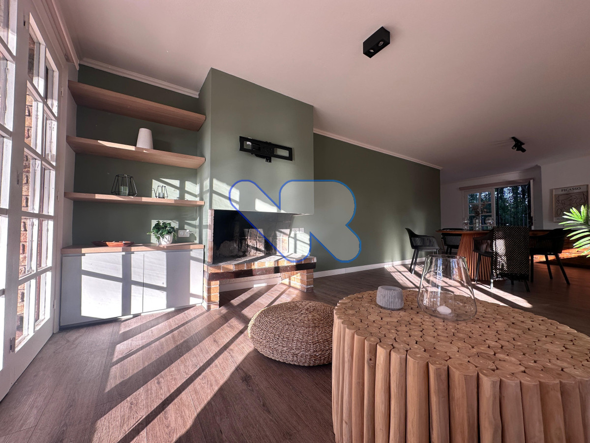 Apartamento ID.165 - Vendo hermoso apartamento amplio, reciclado y muy bien equipado Zona Cantegrill Punta del Este