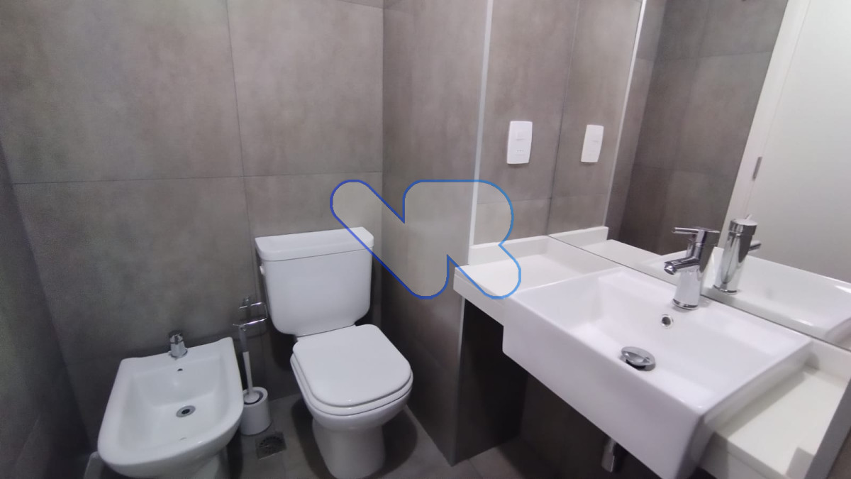 Apartamento ID.181 - Oportunidad! Venta Apto 2 Dormitorios Brava Punta con Amenities