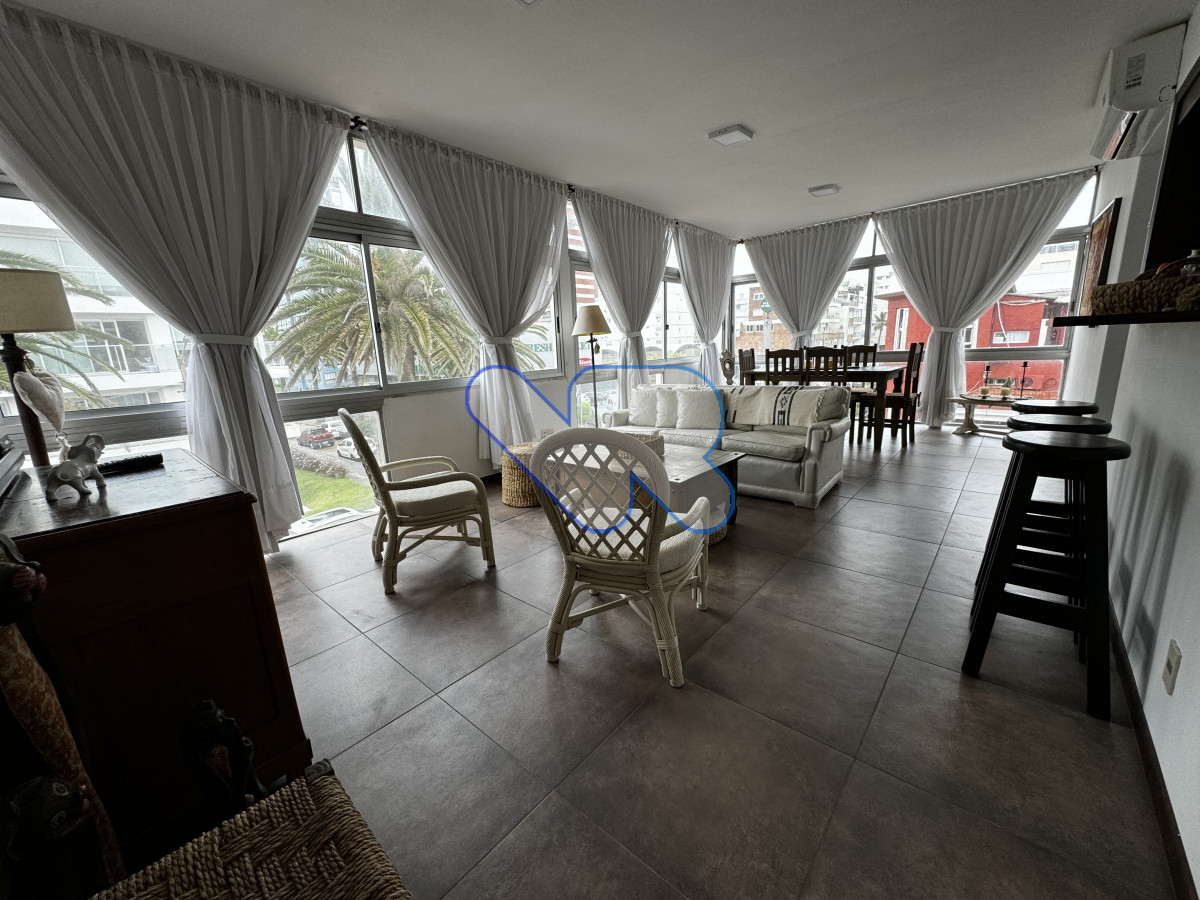 Apartamento ID.166 - Alquilo apartamnto 3 dormitorios en Peninsula,  Punta del Este