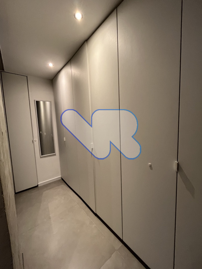 Apartamento ID.10 - VENDO Apartamento De Diseño,  amplio y moderno 3 Dormitorios En Suite, Amplio Con Parrillero, 2 Garage  Playa mansa , Punta del este