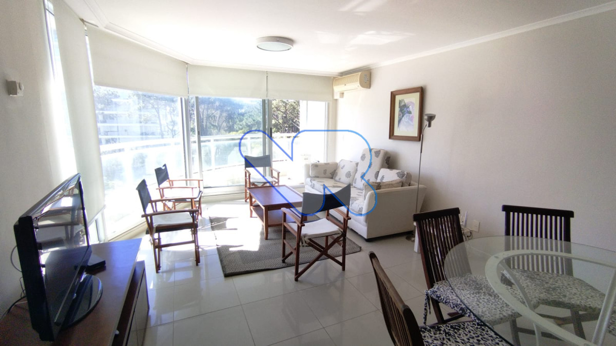 Apartamento ID.201 - Oportunidad VENTA apartamento 3 dormitorios 3 baños Brava Excelentes amenities 