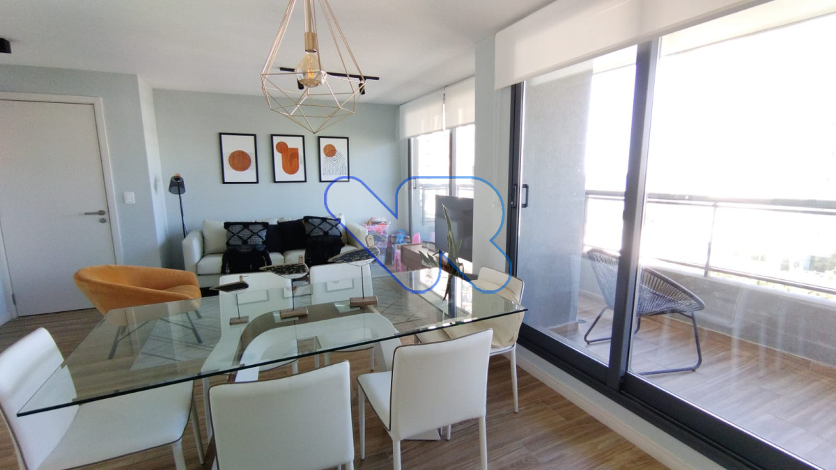 Apartamento ID.152 - Alquiler anual apartamento 2 dormitorios 2 baños Brava Punta del este con terraza y amenities