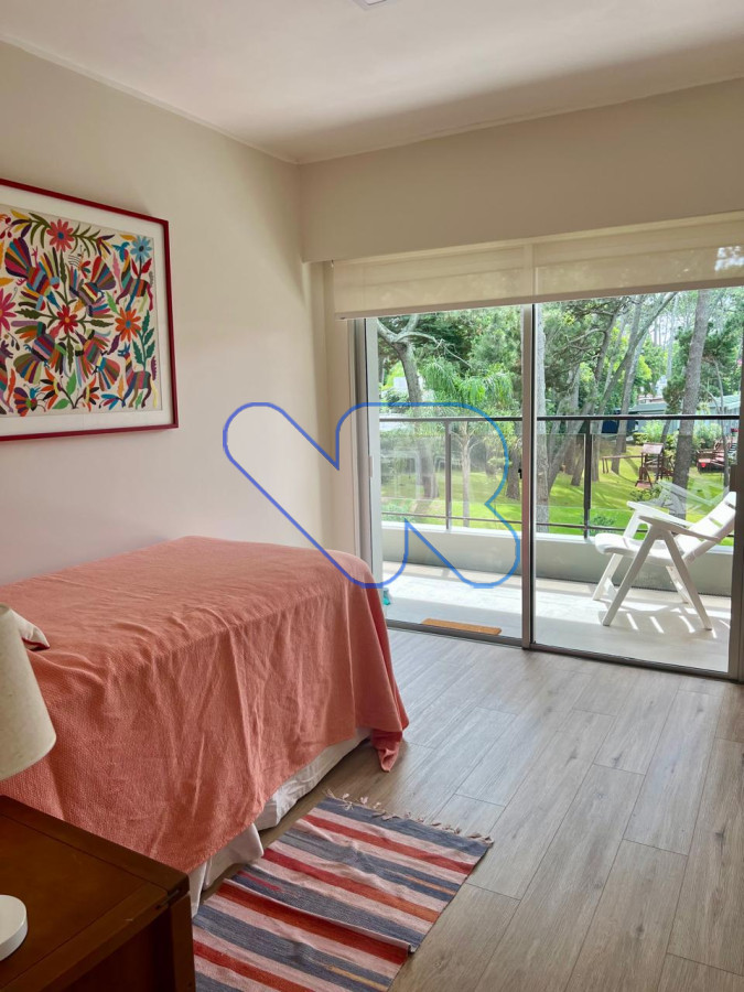 Apartamento ID.82 - Alquilo temporal hermoso apartamento moderno 4 dorm con amenities