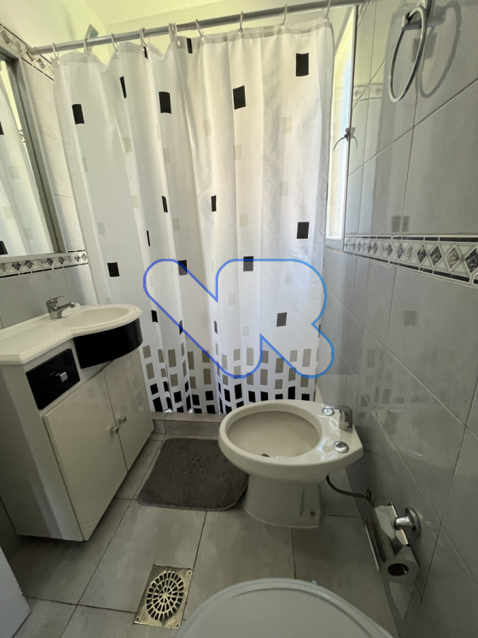 Apartamento ID.127 - Vendo apartamento 2 dormitorios, 2 baños con cochera gastos comunes bajos Aidy Grill