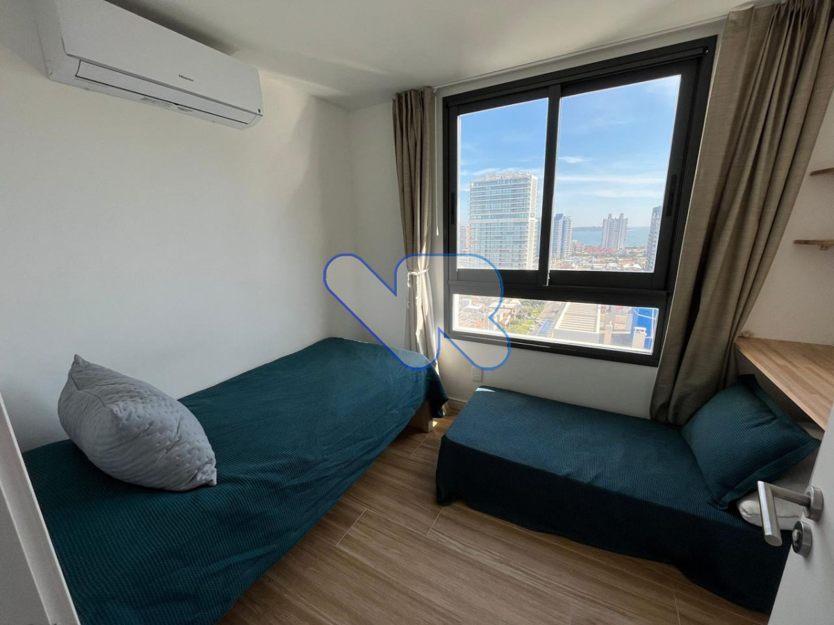 Apartamento ID.181 - Oportunidad! Venta Apto 2 Dormitorios Brava Punta con Amenities