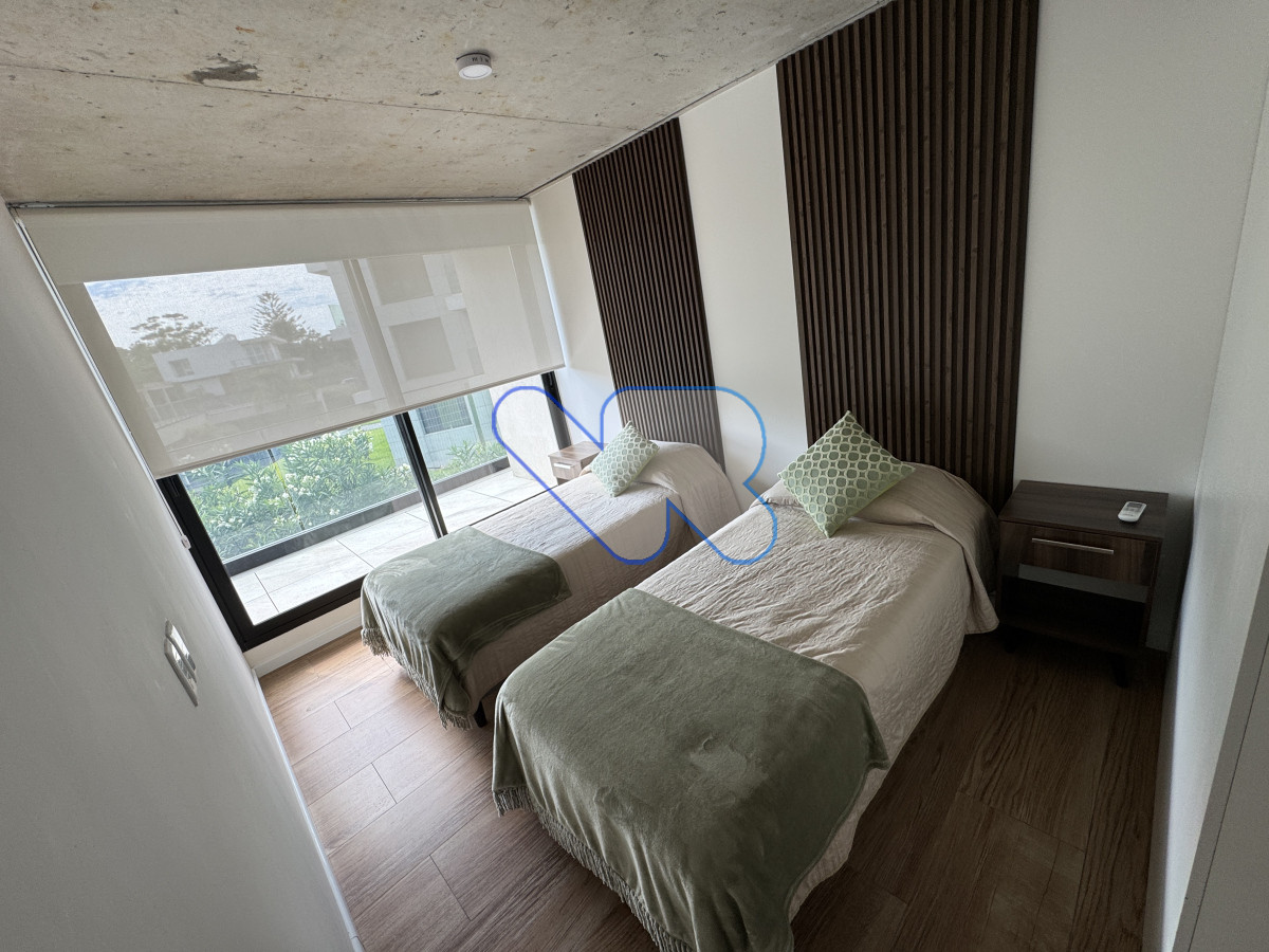 Apartamento ID.174 - Alquiler temporal apartamento dos dormitorios primera linea playa mansa Punta del Este