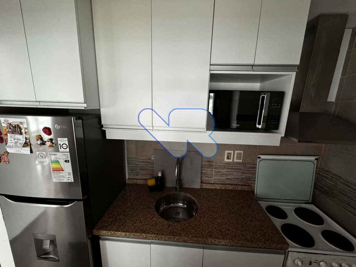 Apartamento ID.166 - Alquilo apartamnto 3 dormitorios en Peninsula,  Punta del Este