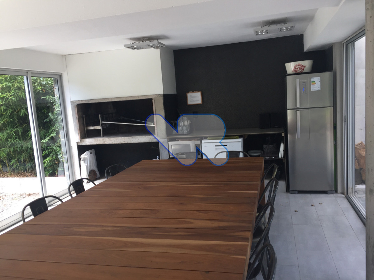 Apartamento ID.116 - Venta apartamento moderno 2 dormitorios (1 en suite), 2 baños con parrillero propio, piscina y garage