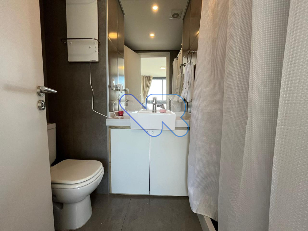 Apartamento ID.181 - Oportunidad! Venta Apto 2 Dormitorios Brava Punta con Amenities