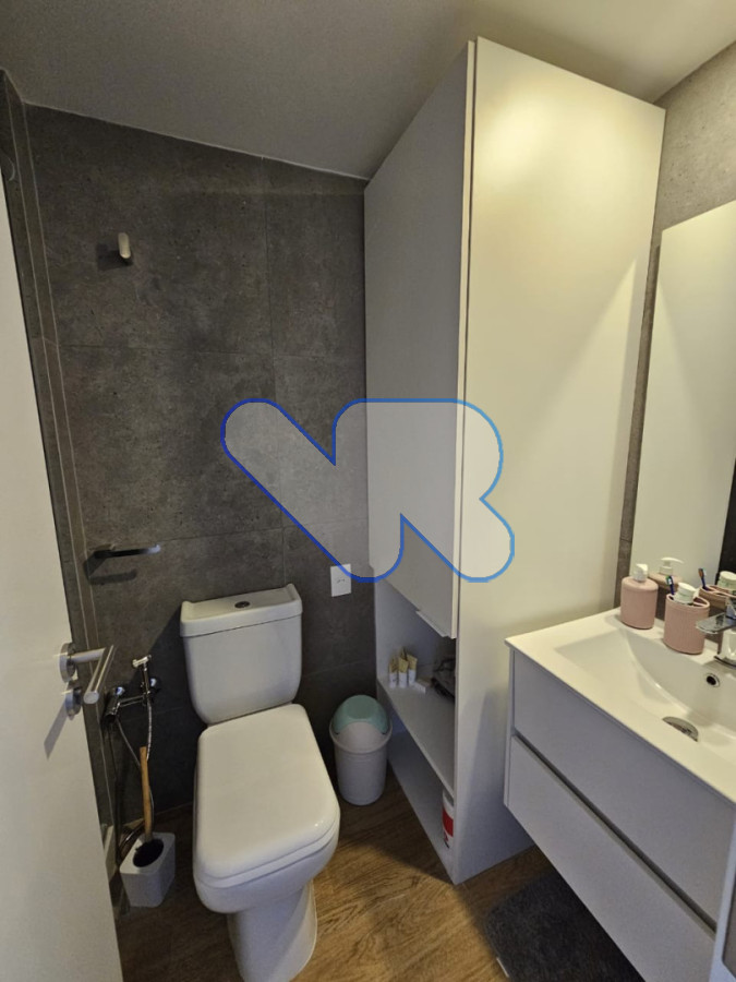 Apartamento ID.210 - Alquiler Anual 2 dormitorios 2 baños - con Garage y Amenties ,  Punta del Este,  Edificio Nuevo Frente al Mar