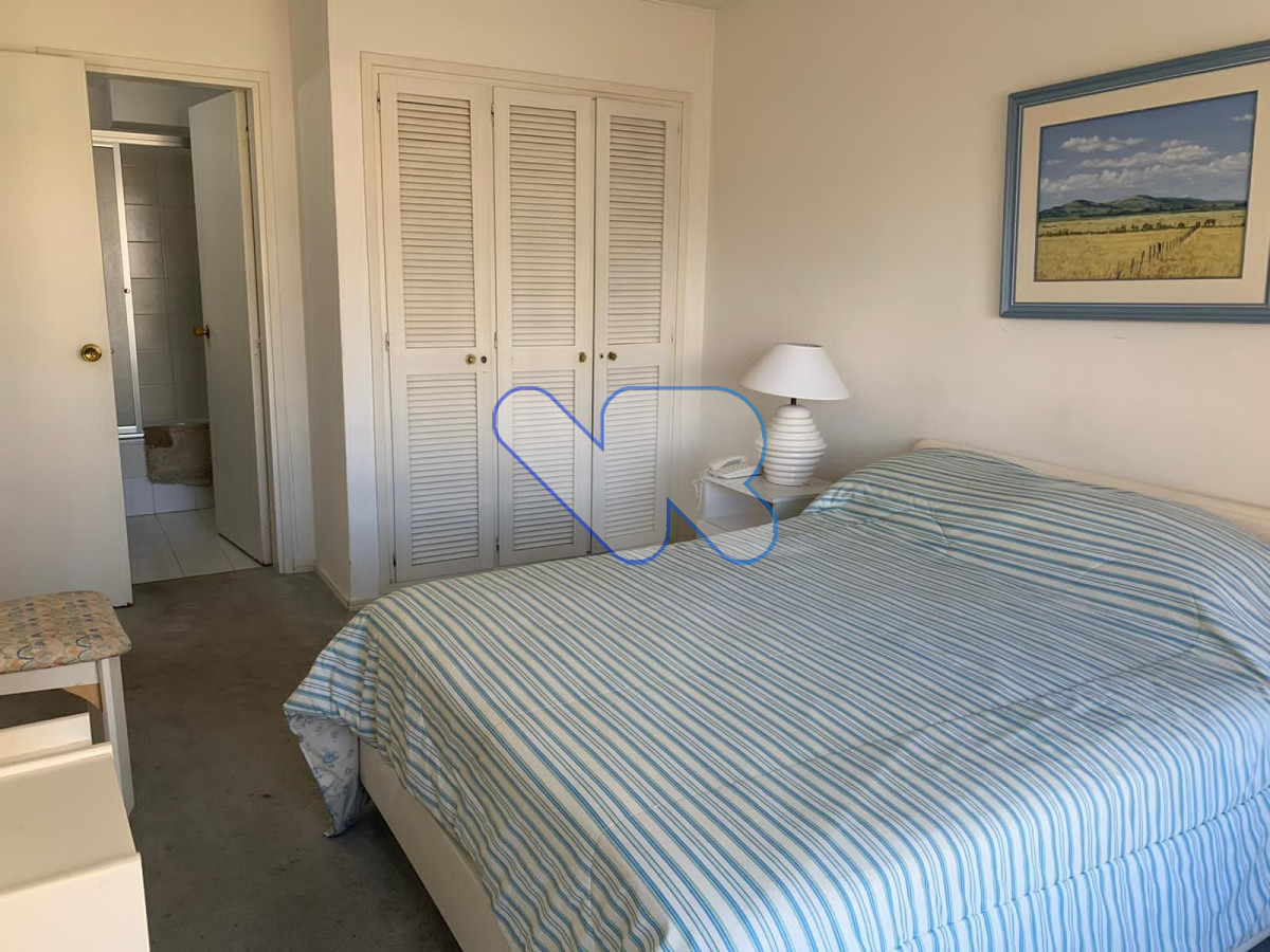 Apartamento ID.78 - VENDO y ALQUILO TEMPORAL  BRAVA 3 dorm, 2 baños con vista 