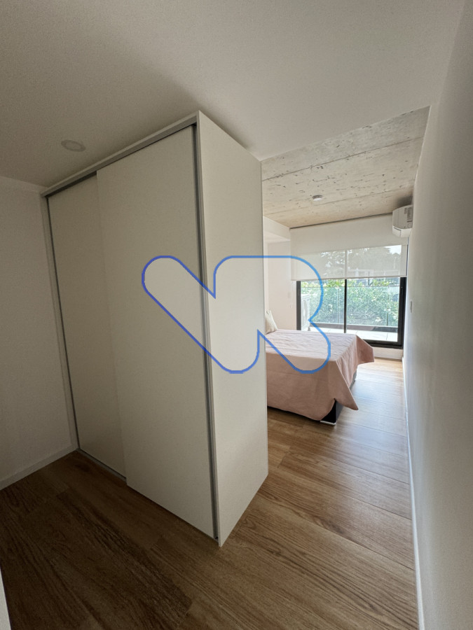 Apartamento ID.174 - Alquiler temporal apartamento dos dormitorios primera linea playa mansa Punta del Este