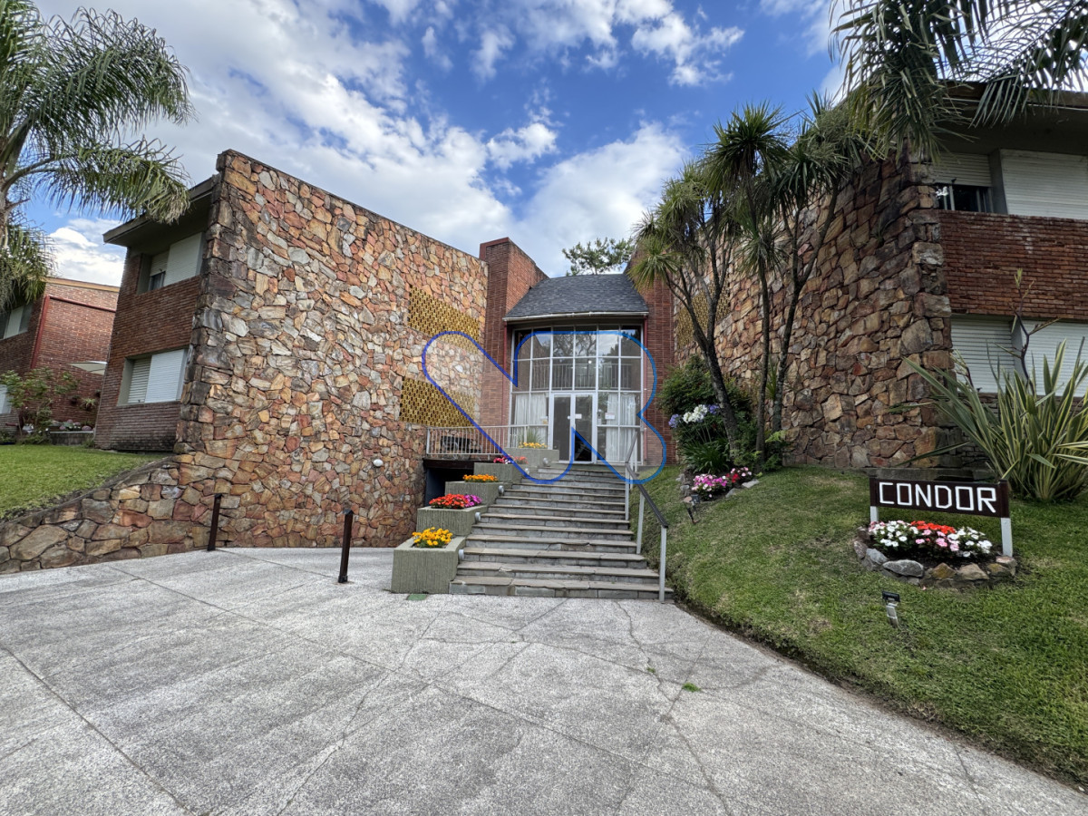 Apartamento ID.202 - Alquiler temporal Punta del Este Playa Mansa | 2 Dormitorios, 2 baños. Complejo Full Amenities - Enero 2026