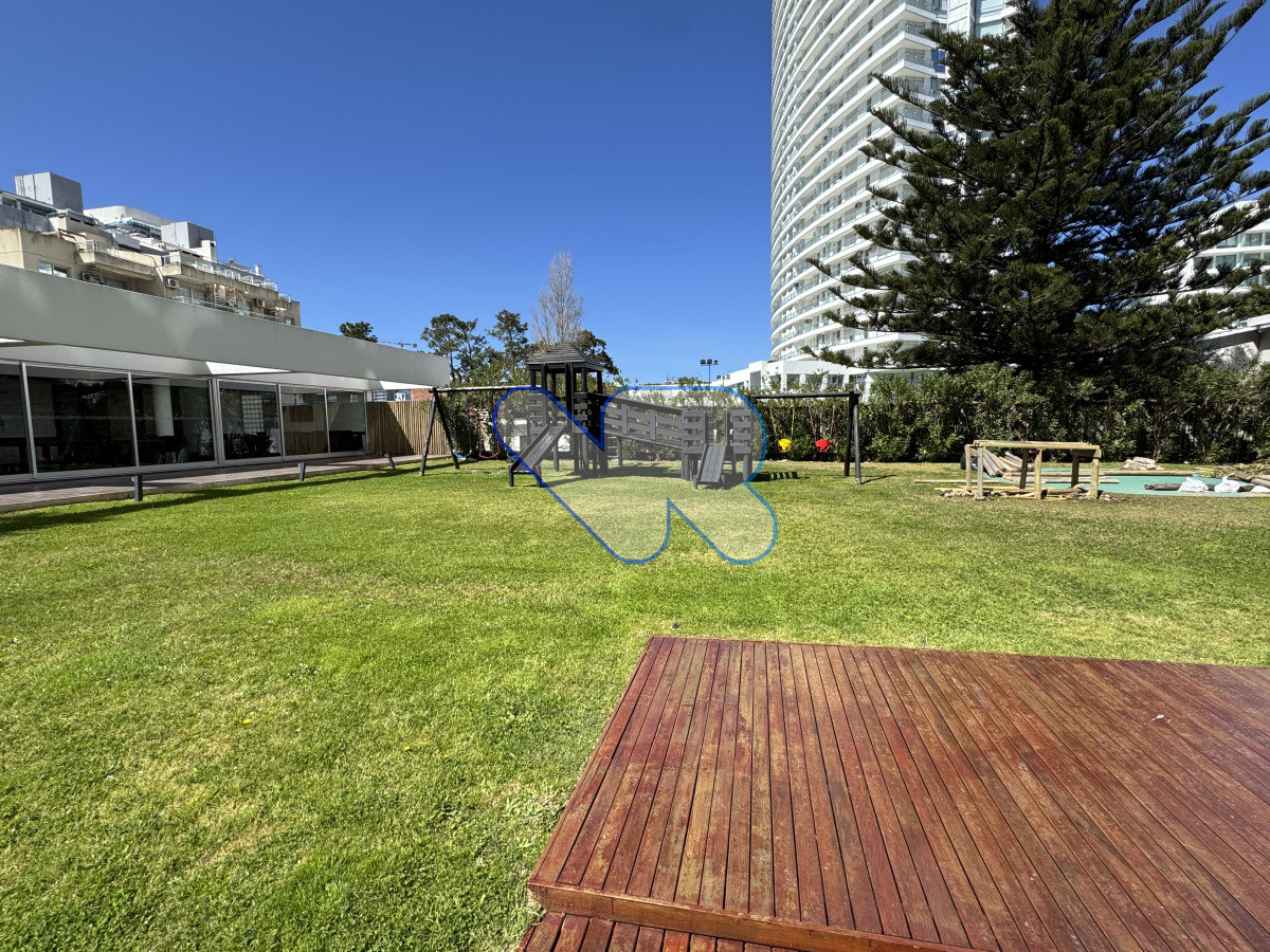 Apartamento ID.193 - Alquiler de Temporada - Apartamento con Vista al Mar y Amenities en Punta del Este, playa mansa