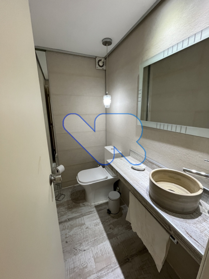 Apartamento ID.163 - Vendo hermoso apartamento 4 dormitorios reciclado para vivir todo el año Punta del Este