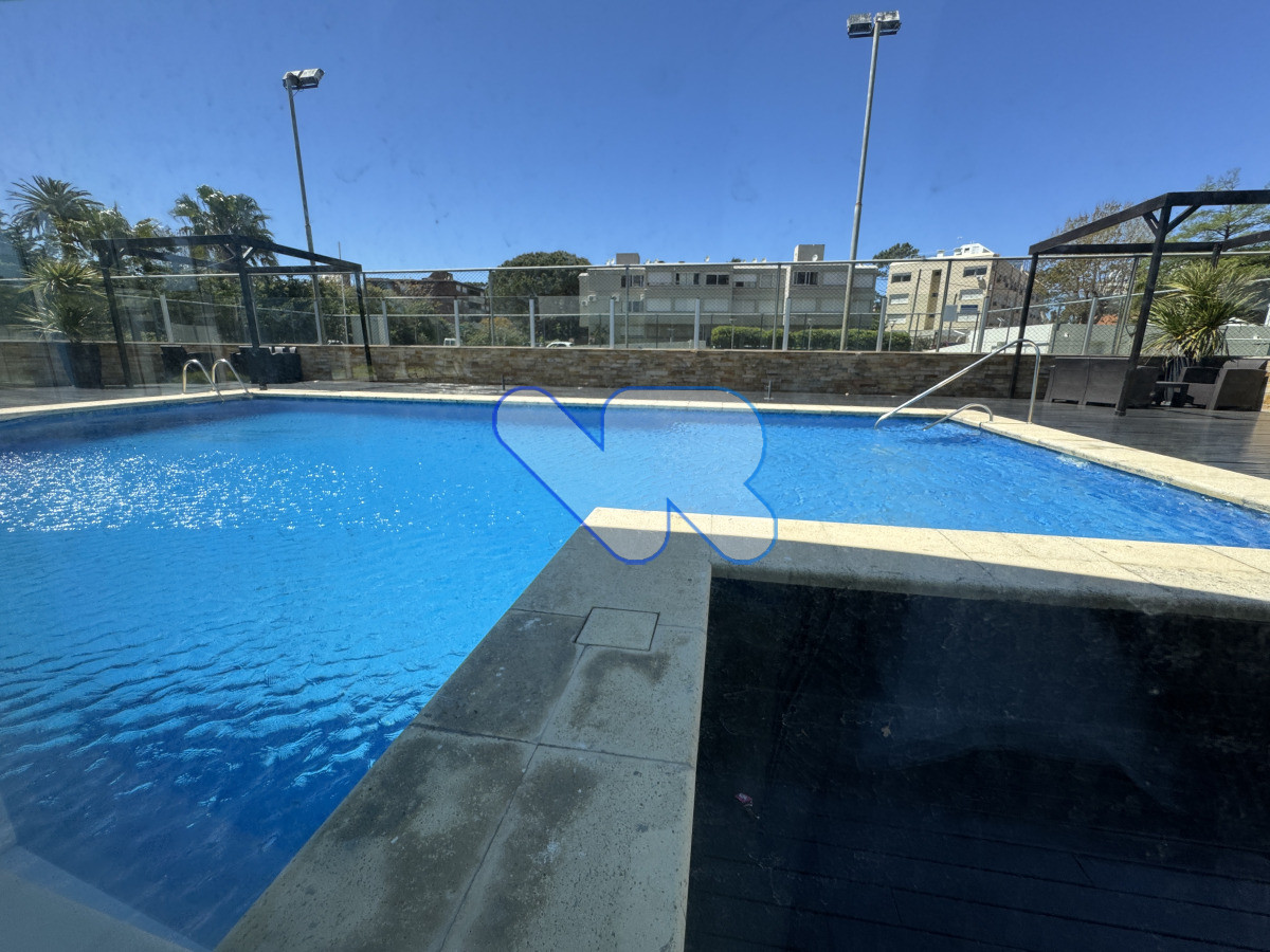 Apartamento ID.197 - Alquiler de temporada - 2 suites - Punta del Este,  Playa Mansa - Amenities 2 suites