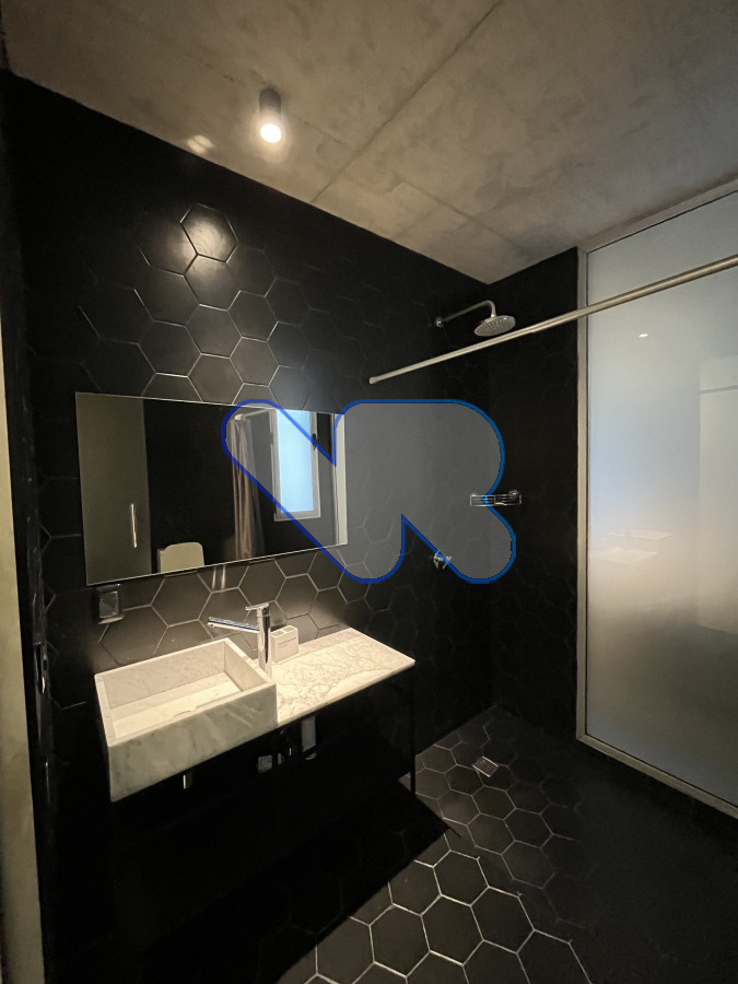 Apartamento ID.10 - VENDO Apartamento De Diseño,  amplio y moderno 3 Dormitorios En Suite, Amplio Con Parrillero, 2 Garage  Playa mansa , Punta del este