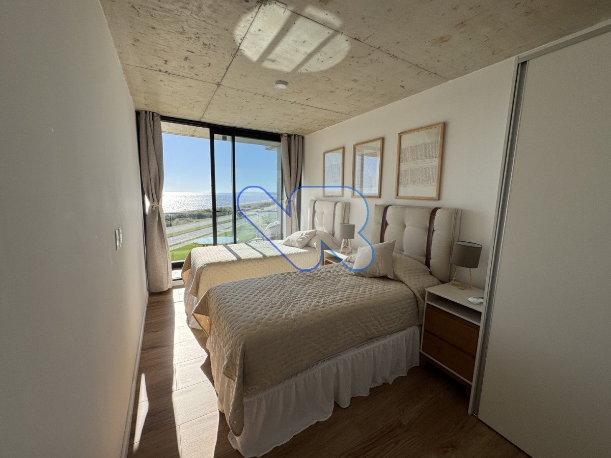 Apartamento ID.203 - Alquilo excelente apto moderno temporada 2 dormitorios frente al mar, Punta del este, playa mansa