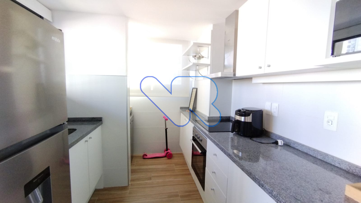 Apartamento ID.152 - Alquiler anual apartamento 2 dormitorios 2 baños Brava Punta del este con terraza y amenities